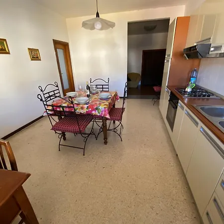 Apartment In Centro Nonna Elena